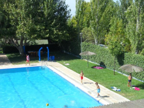  Camping Fuente de Piedra  Фуэнте-Де-Пьедра
